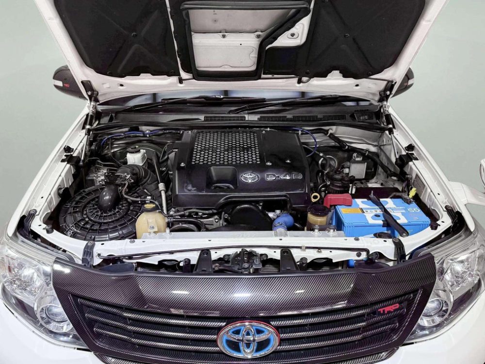 2012 TOYOTA FORTUNER 3.0 V 50th ANNIVERSARY [9P0921V]