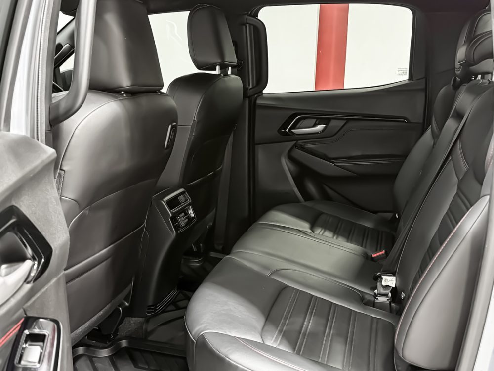 D-MAX 1.9 X-SERIES HI-LANDER CAB-4 [1N0042]