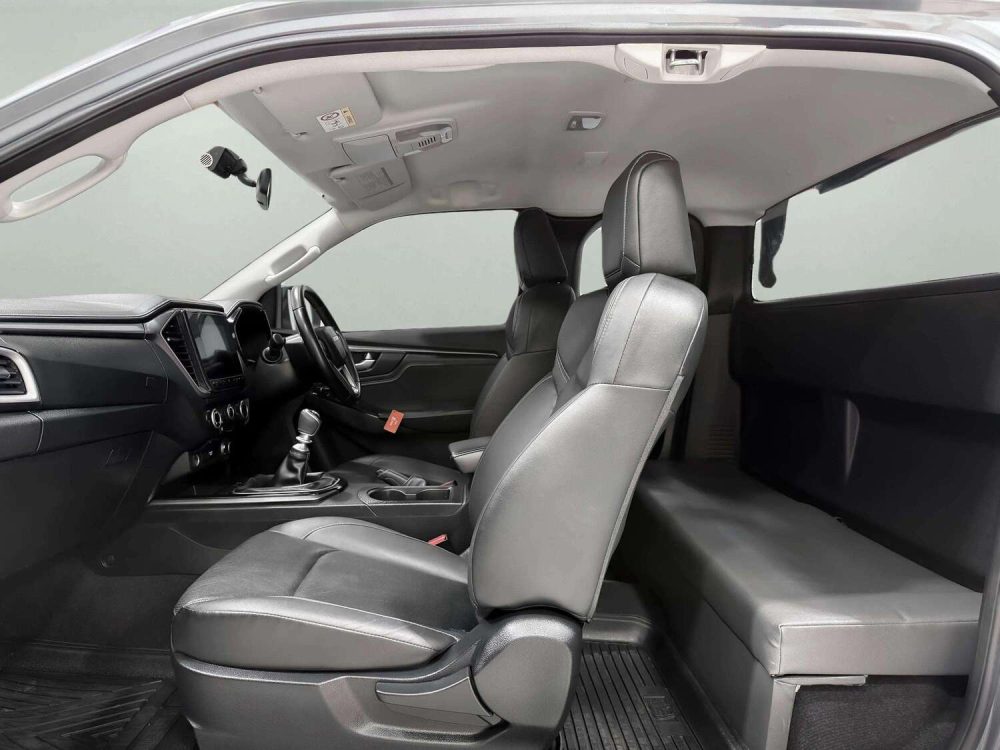 2021 ISUZU D-MAX 3.0 Z VCROSS 4WD [1N0045V]