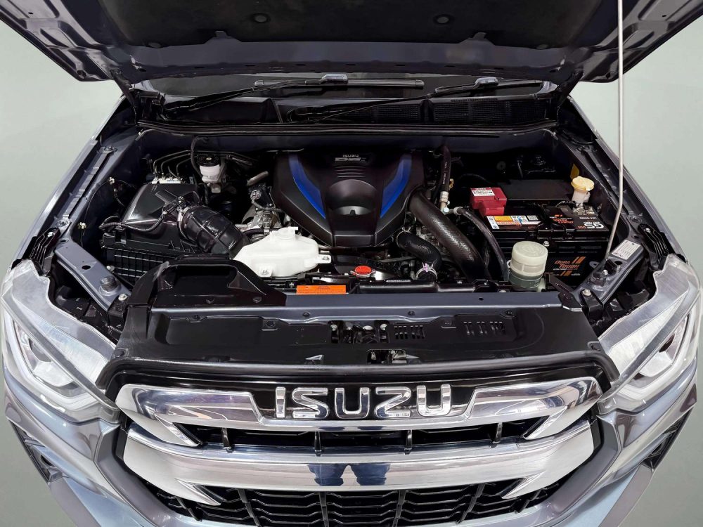2021 ISUZU D-MAX 3.0 Z VCROSS 4WD [1N0045V]